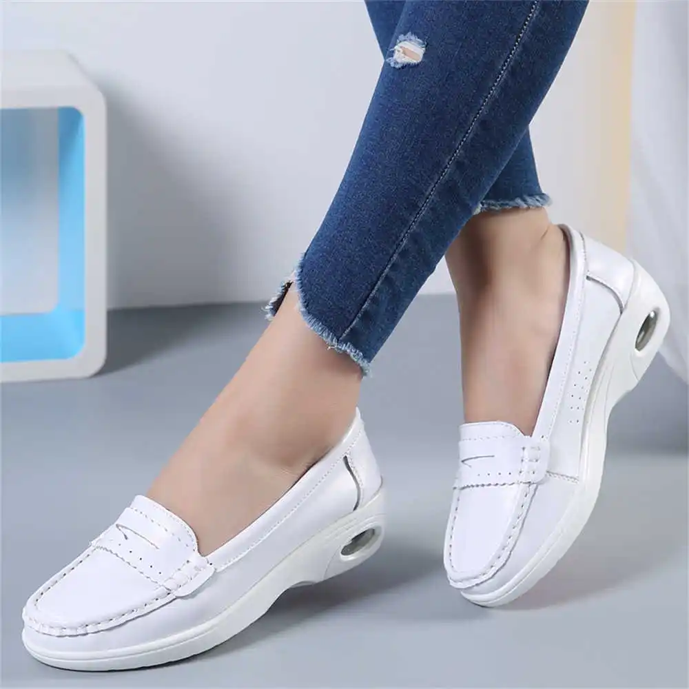 Thick Sole Slipon White Traine – Men'S Fashion Outfit Ideas recenzja i cena